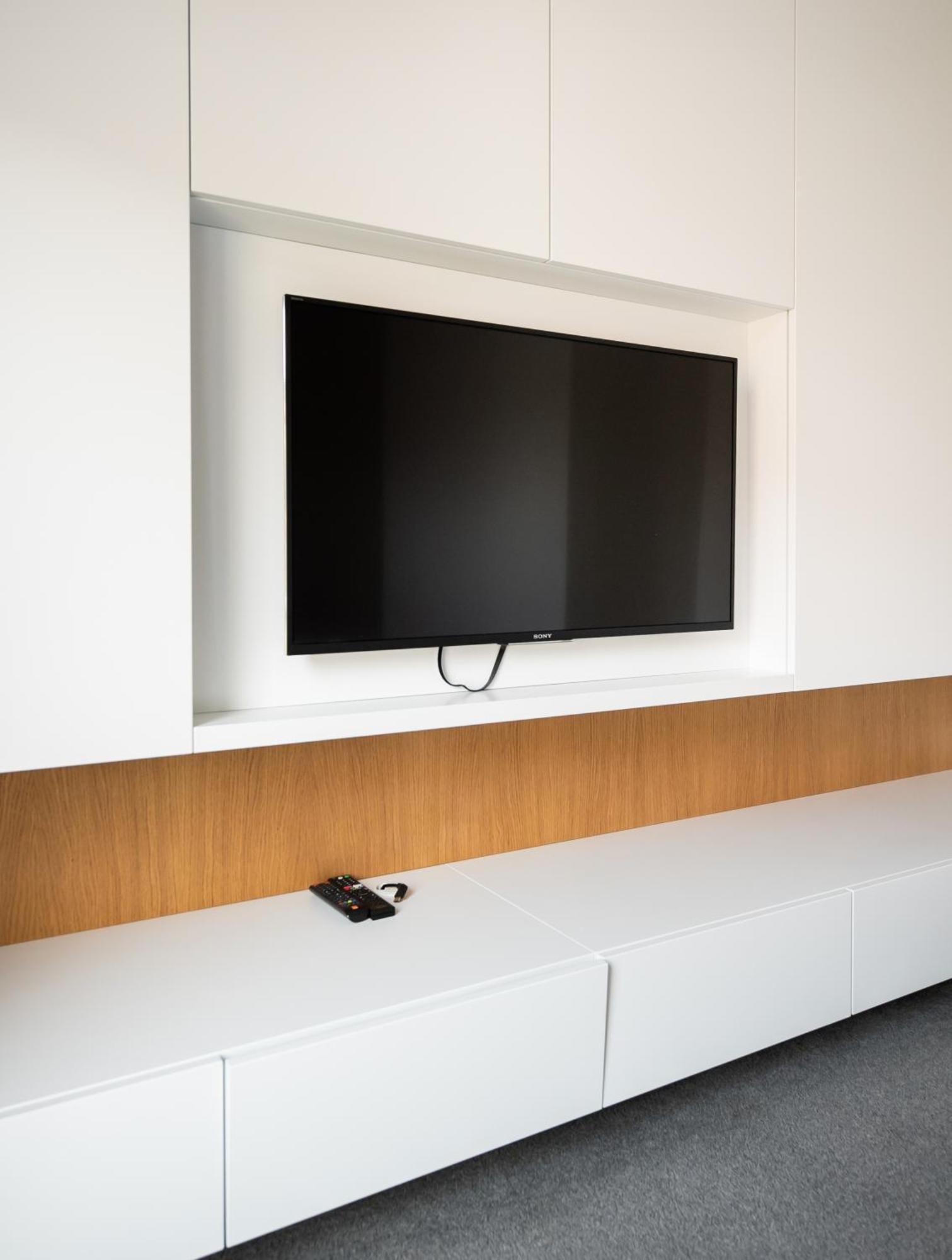 Solec Cristal Home Apartment Warsawa Bagian luar foto