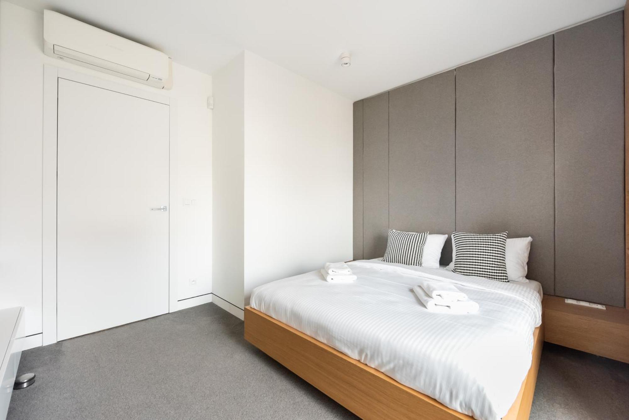 Solec Cristal Home Apartment Warsawa Bagian luar foto